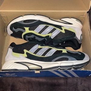 Size 12 adidas color black green grey and white temper run worn twice